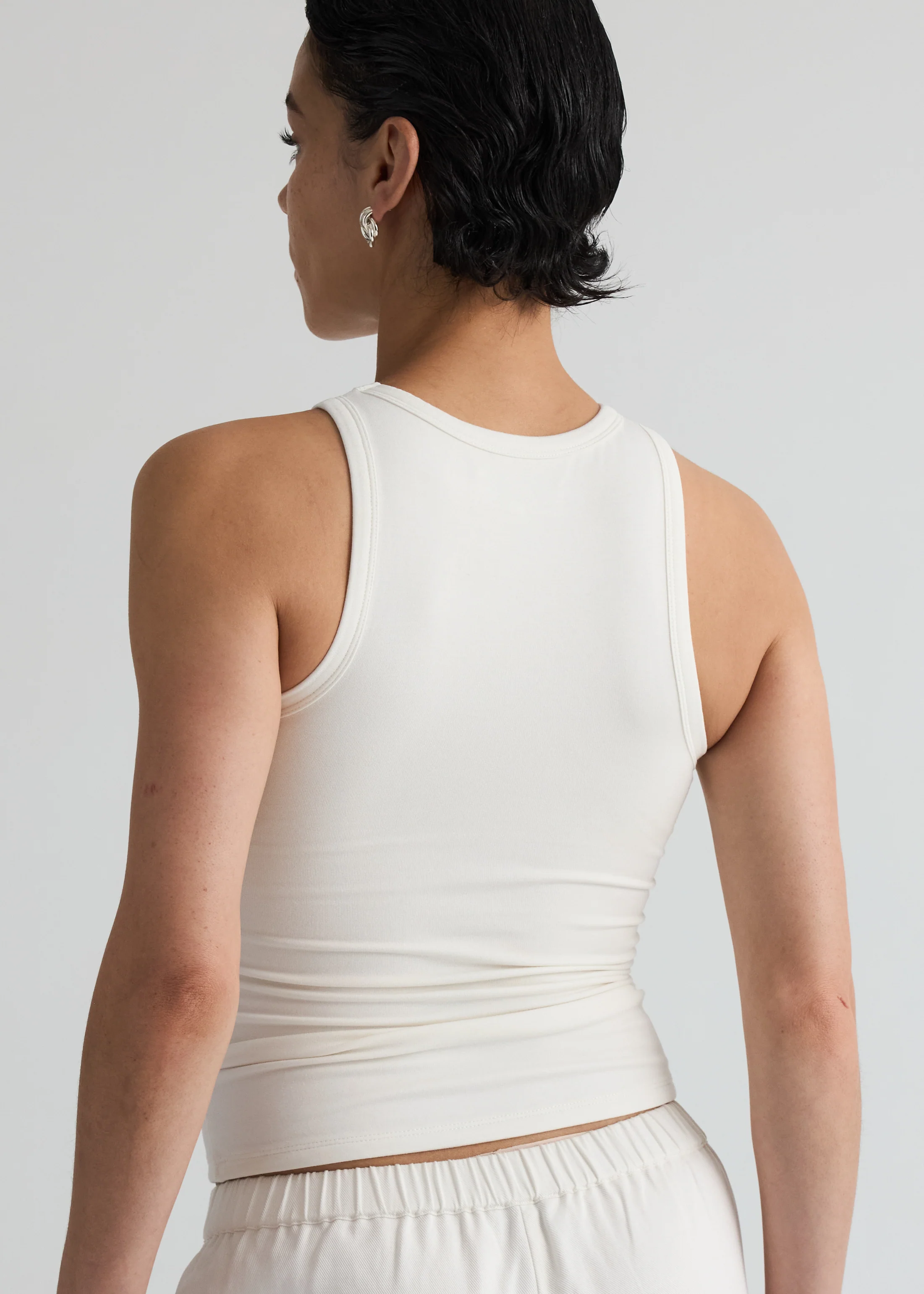 Form Tank Top - Image 7