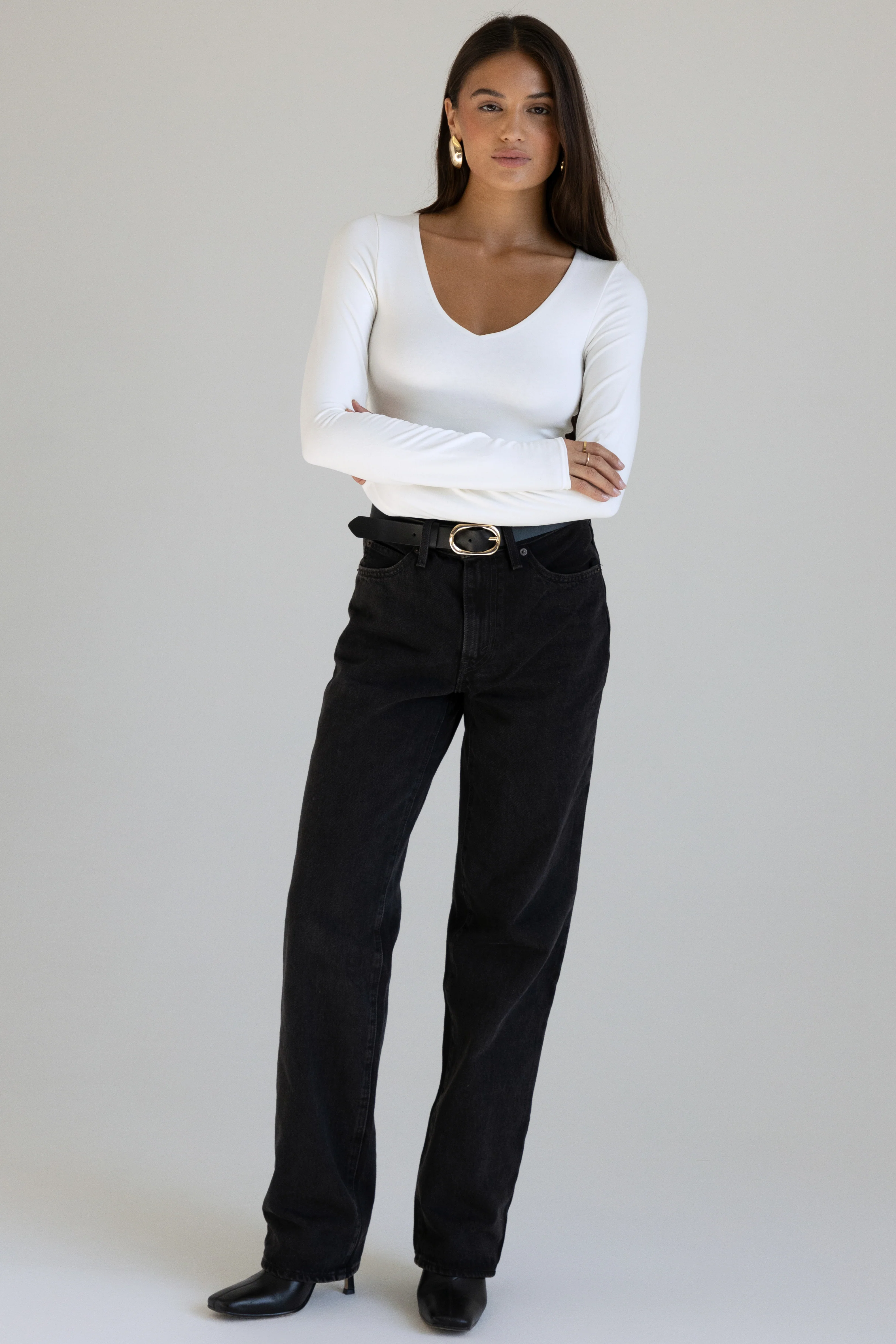 Signature V-Neck Long Sleeve - Image 5